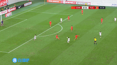 国足颇显狼狈!东帝汶连续进攻完成射门,完成本场第一次射正!